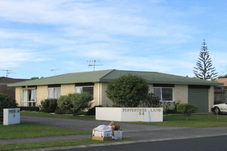 Photo of property in 11/54 Lakeside Drive, Orewa, 0931