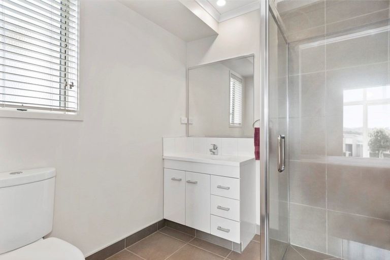 Photo of property in 1 Carex Close, Pyes Pa, Tauranga, 3112