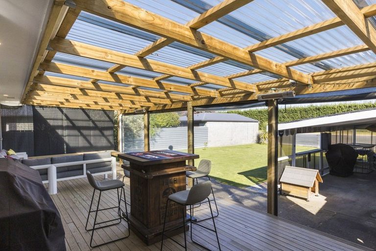 Photo of property in 33 Benmore Avenue, Cloverlea, Palmerston North, 4412