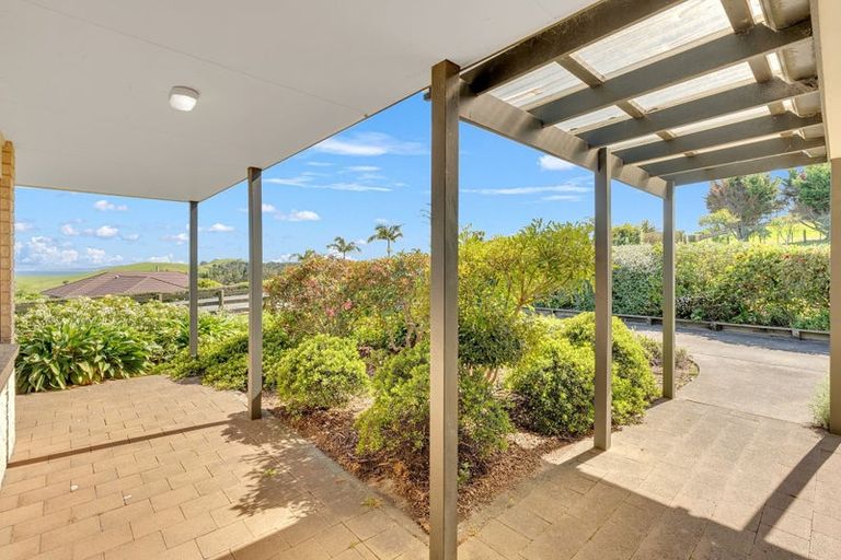 Photo of property in 13 Taipa View Road, Taipa, 0483