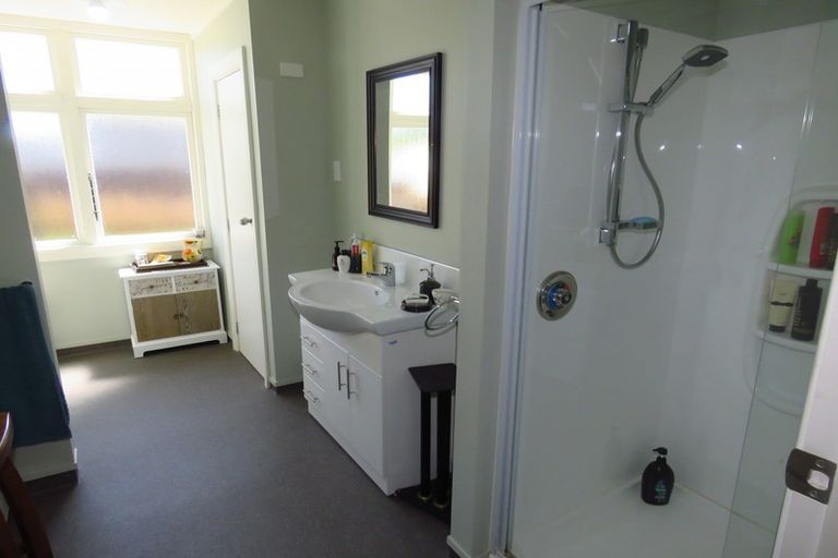 Photo of property in 128 Brougham Street, Westport, 7825