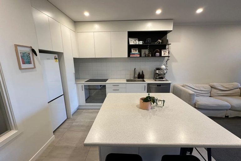 Photo of property in 9/28 Nevill Road, Hobsonville, Auckland, 0616