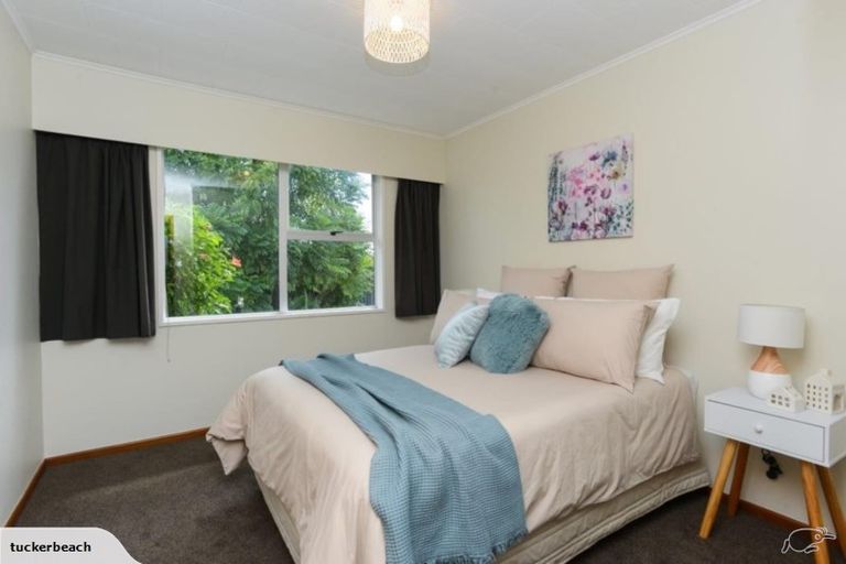 Photo of property in 27 Southwark Avenue, Tamatea, Napier, 4112
