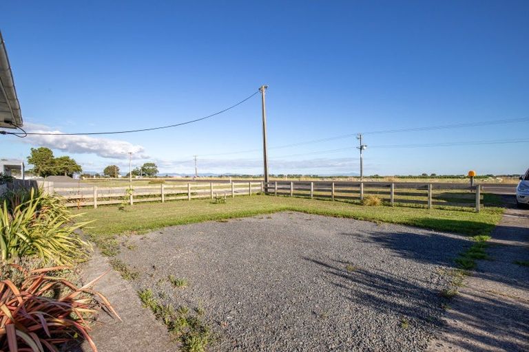 Photo of property in 687 State Highway 25, Waitakaruru, Ngatea, 3576