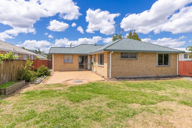 Photo of property in 8a Lloyd Drive, Nawton, Hamilton, 3200