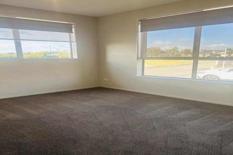 Photo of property in 10 Pakura Street, Pegasus, 7612