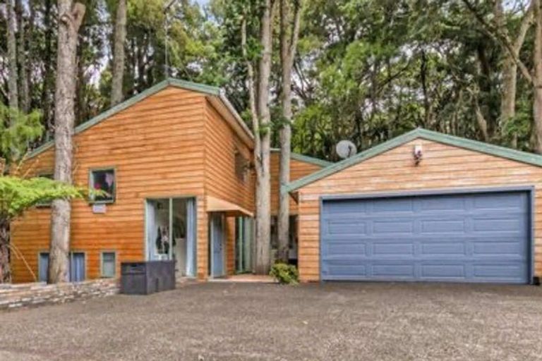 Photo of property in 42 Collie Street, Hillpark, Auckland, 2102