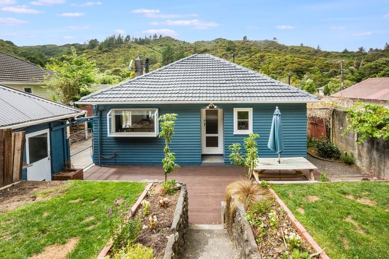 Photo of property in 73 Hair Street, Wainuiomata, Lower Hutt, 5014