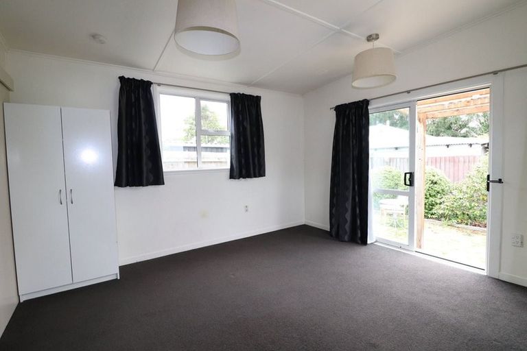 Photo of property in 21 Hanrahan Street, Upper Riccarton, Christchurch, 8041