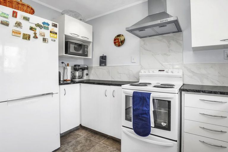 Photo of property in 21a Rosebank Grove, Waikanae, 5036