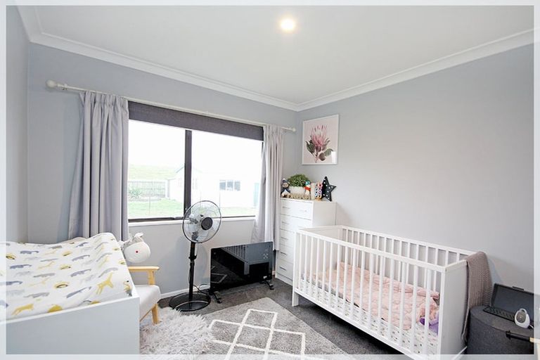 Photo of property in 20 Aru Street, Tangimoana, 4822