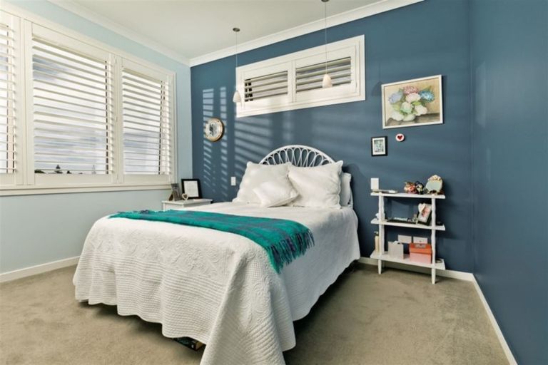 Photo of property in 46 Landmark Terrace, Orewa, 0931