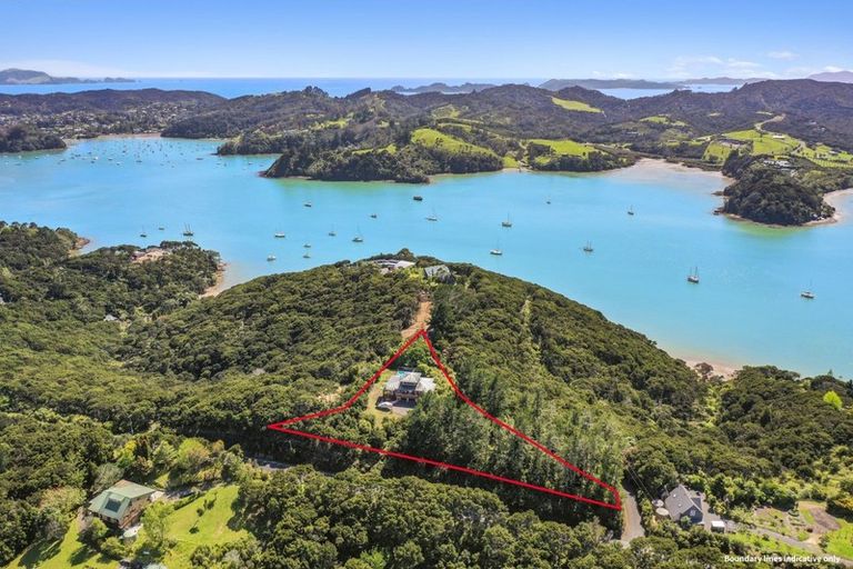 Photo of property in 1 Kanuka Grove, Kinloch, Taupo, 3377