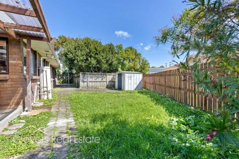 Photo of property in 3/409 West Coast Road, Glen Eden, Auckland, 0602