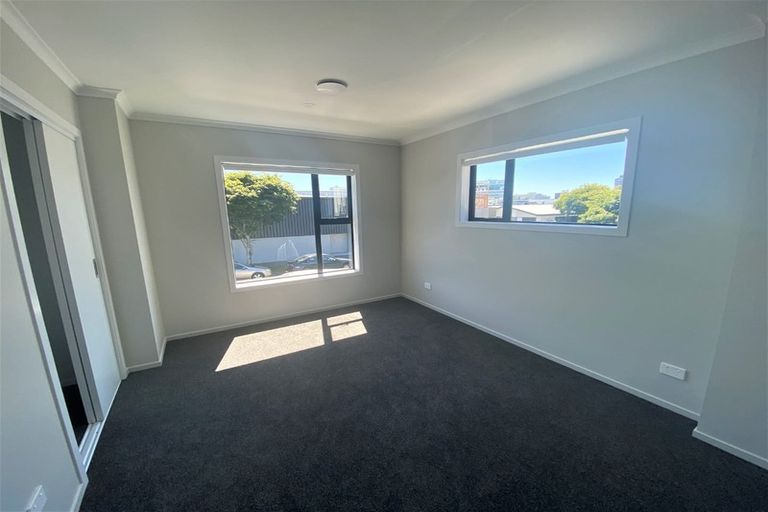 Photo of property in 2/17 Vialou Street, Hamilton Central, Hamilton, 3204