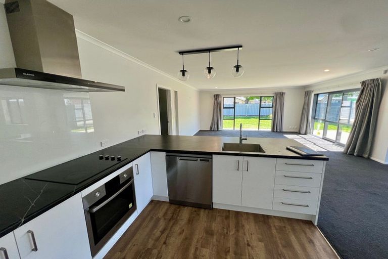 Photo of property in 12 Merton Street, Trentham, Upper Hutt, 5018