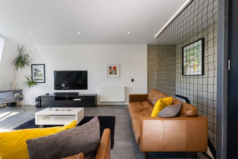 Photo of property in 64a Orangi Kaupapa Road, Northland, Wellington, 6012