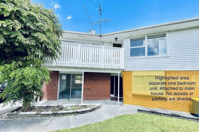 Photo of property in 3 Addison Drive, Glendene, Auckland, 0602