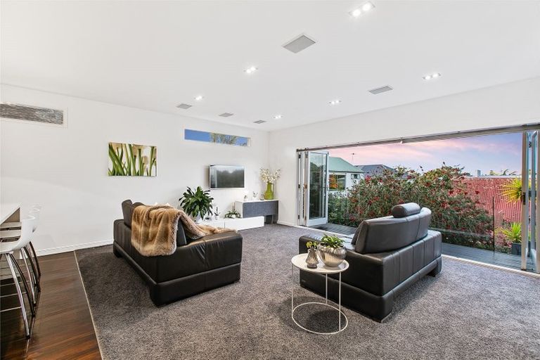 Photo of property in 41 Shackleton Road, Mount Eden, Auckland, 1024