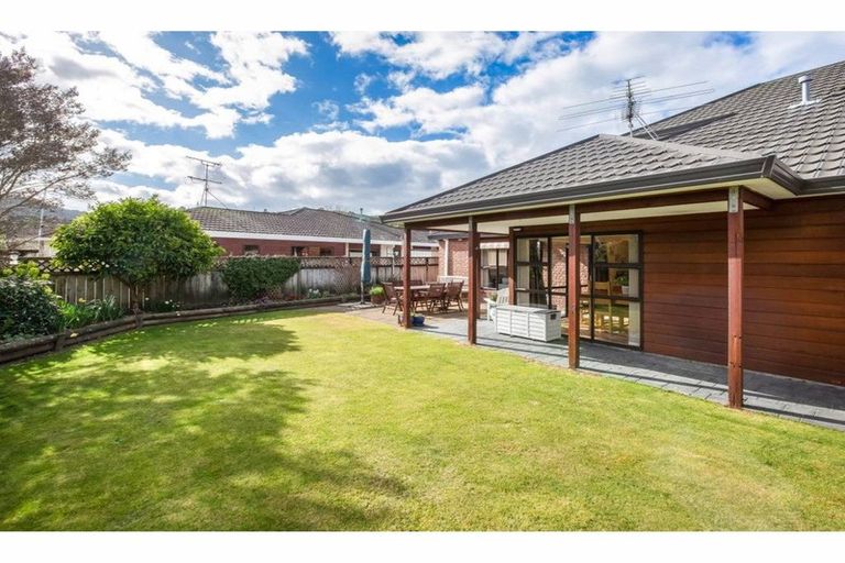 Photo of property in 9 Clearwater Terrace, Brown Owl, Upper Hutt, 5018