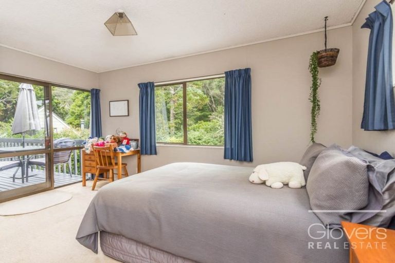 Photo of property in 62 Wirihana Road, Titirangi, Auckland, 0604