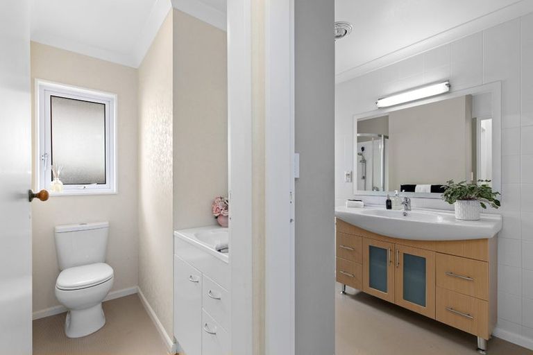 Photo of property in 31b Wai-iti Crescent, Woburn, Lower Hutt, 5010