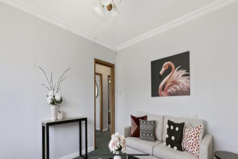 Photo of property in 140 Main Road, Wainuiomata, Lower Hutt, 5014