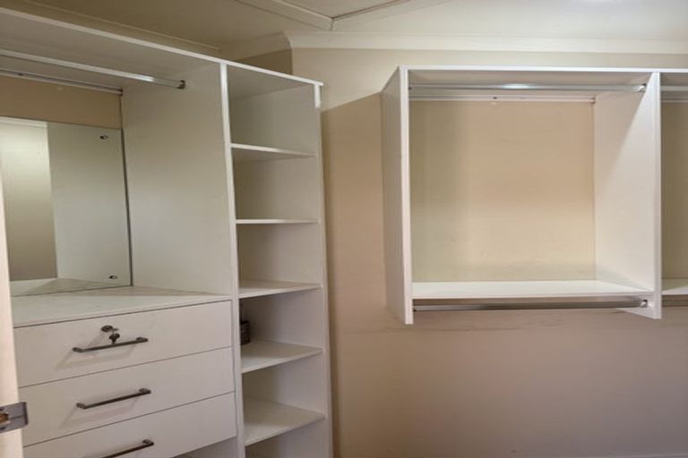 Photo of property in 49 Lilybank Crescent, East Tamaki, Auckland, 2013