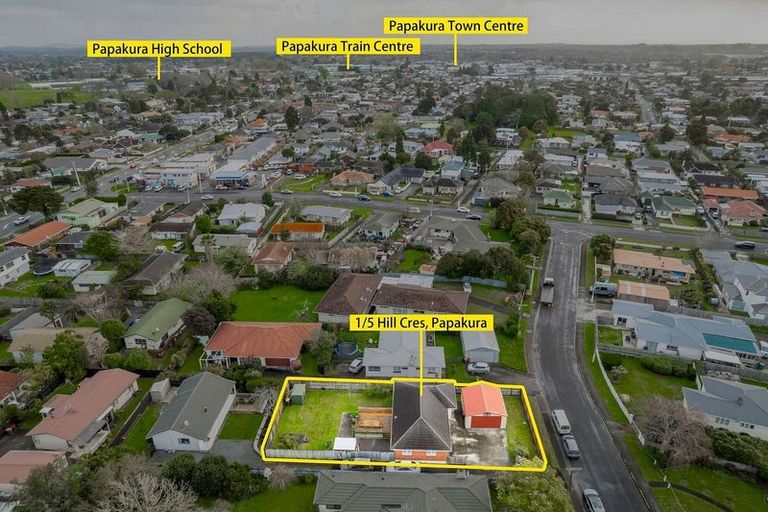 Photo of property in 1/5 Hill Crescent, Papakura, 2110