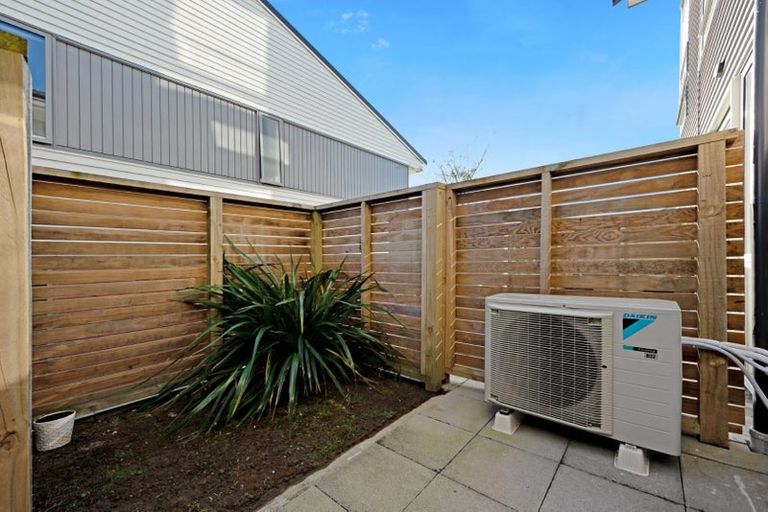 Photo of property in 3/24 Princess Terrace, Newtown, Wellington, 6021