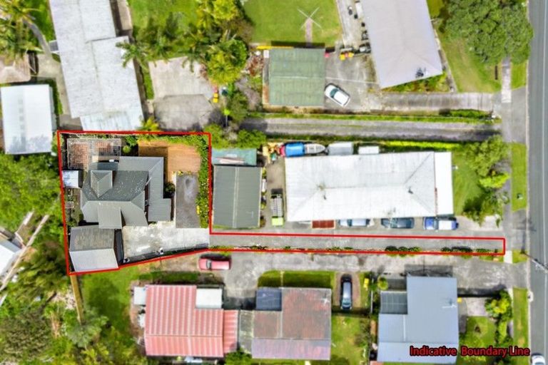 Photo of property in 2/80 Glengarry Road, Glen Eden, Auckland, 0602