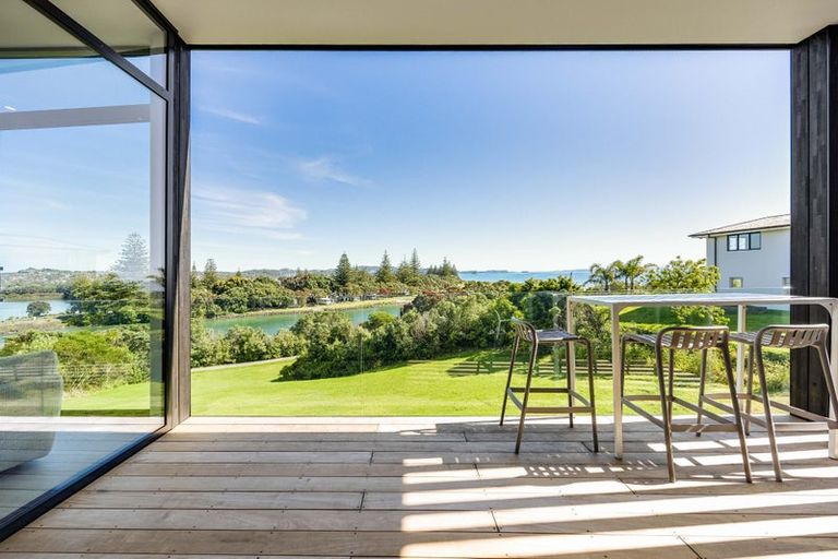 Photo of property in 45b Rosario Crescent, Red Beach, 0932