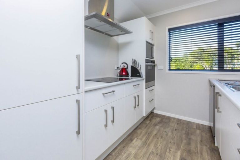 Photo of property in 123 Riverstone Drive, Riverstone Terraces, Upper Hutt, 5018