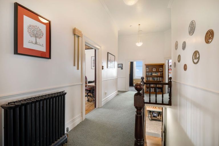 Photo of property in 19 Wharfe Street, South Hill, Oamaru, 9400