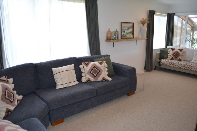 Photo of property in 137 Cornfoot Street, Castlecliff, Whanganui, 4501
