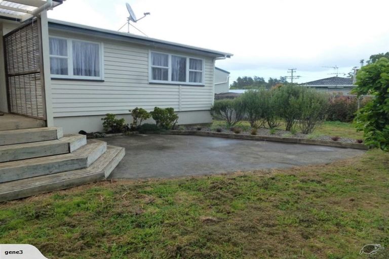 Photo of property in 9 Queen Street, Riverhead, 0820