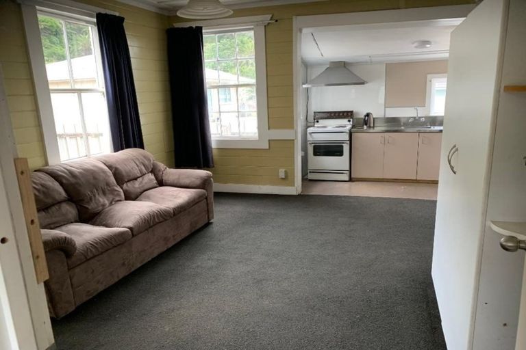 Photo of property in 9 Alexander Terrace, Greymouth, 7805