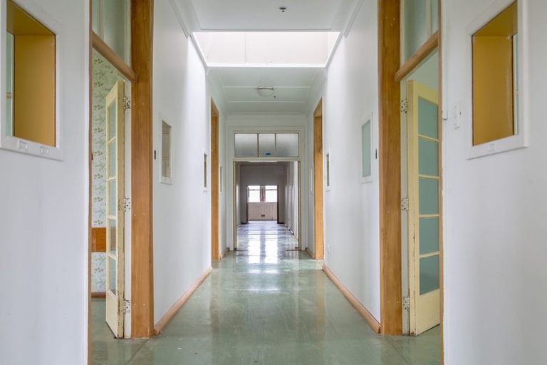 Photo of property in 191 East Street, Greytown, 5712