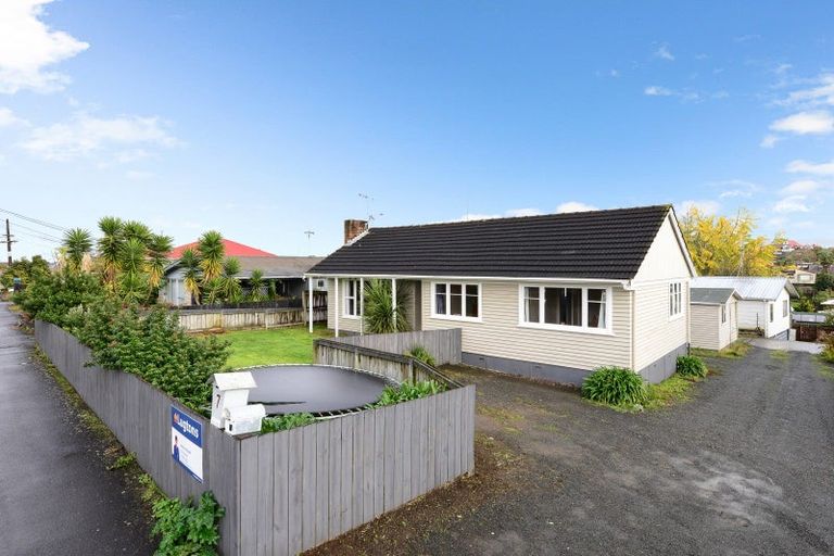 Photo of property in 7 Thomson Avenue, Dinsdale, Hamilton, 3204