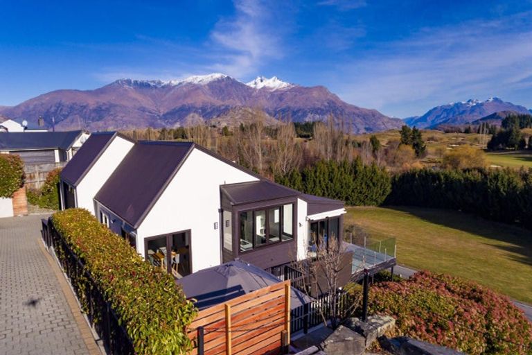 Photo of property in 21 Cotter Avenue, Arrowtown, 9302