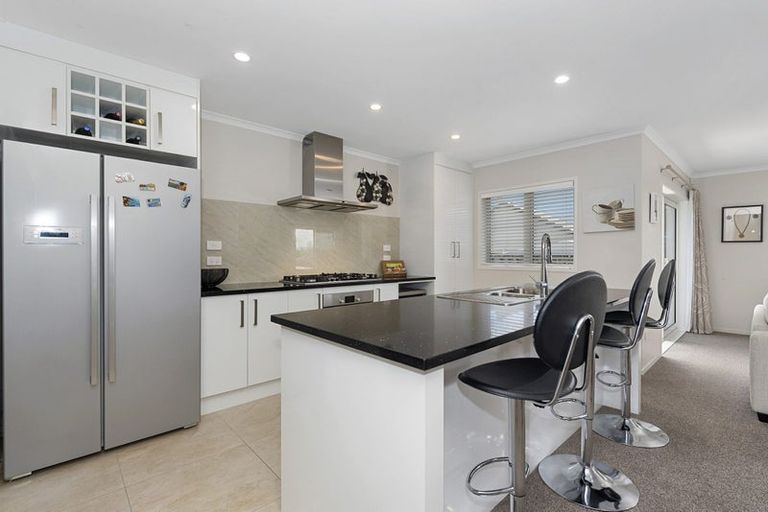 Photo of property in 79 Rototuna Road, Rototuna, Hamilton, 3210