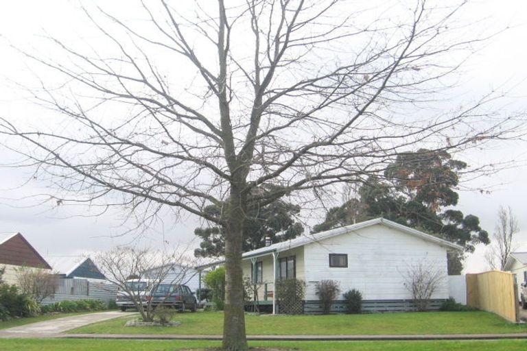 Photo of property in 240 Flaxmere Avenue, Flaxmere, Hastings, 4120