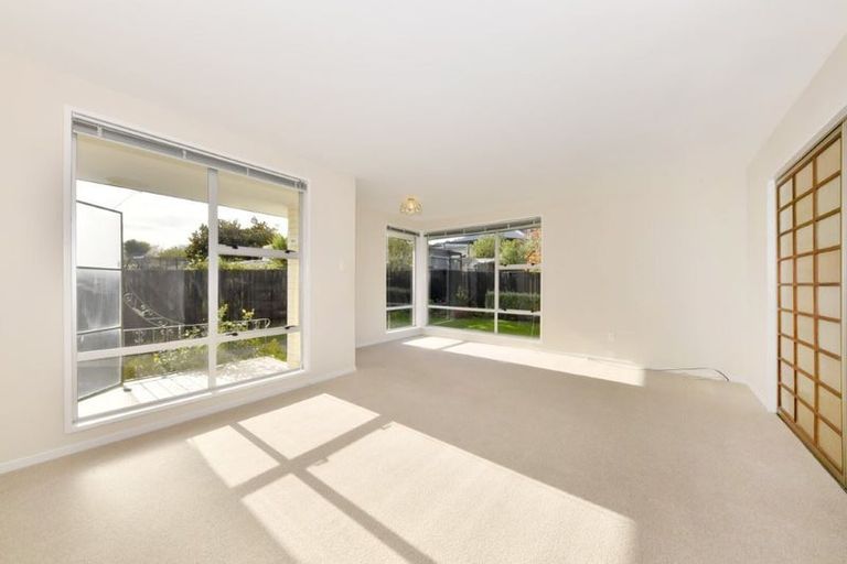 Photo of property in 2/8 Palatine Terrace, Huntsbury, Christchurch, 8022