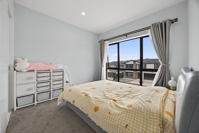 Photo of property in 26 Bendridge Street, Flat Bush, Auckland, 2019