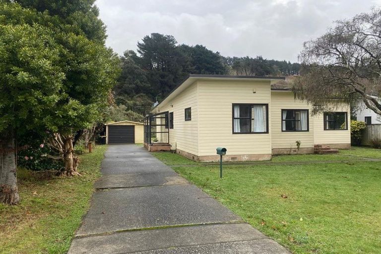 Photo of property in 19 Nathan Street, Tawa, Wellington, 5028