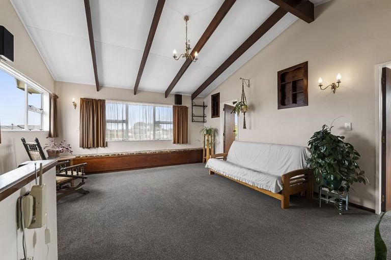 Photo of property in 178 Glover Road, Hawera, 4610