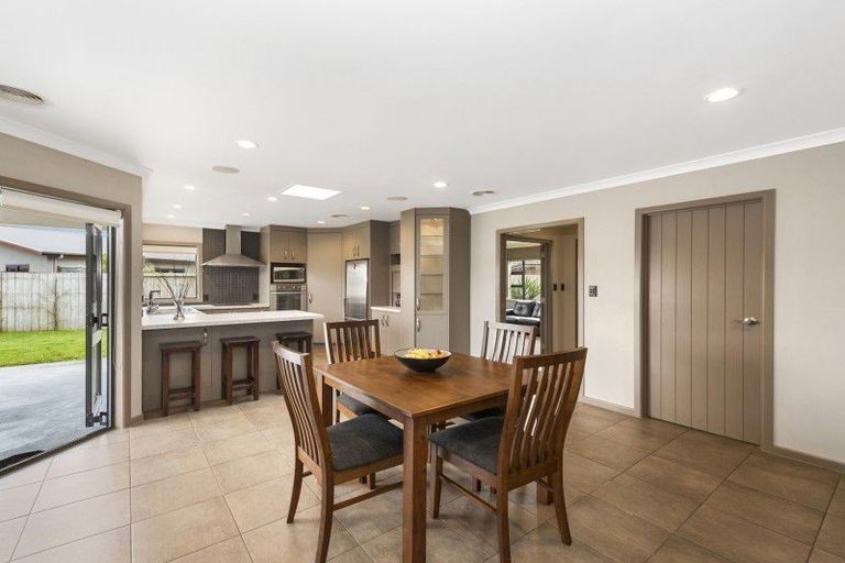 Photo of property in 4 Tarrango Way, Rototuna, Hamilton, 3210