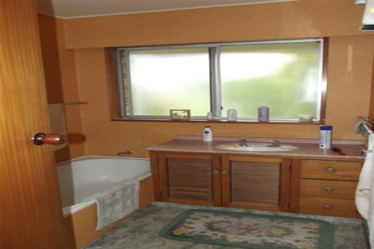 Photo of property in 11 Exeter Street, Waimate, 7924