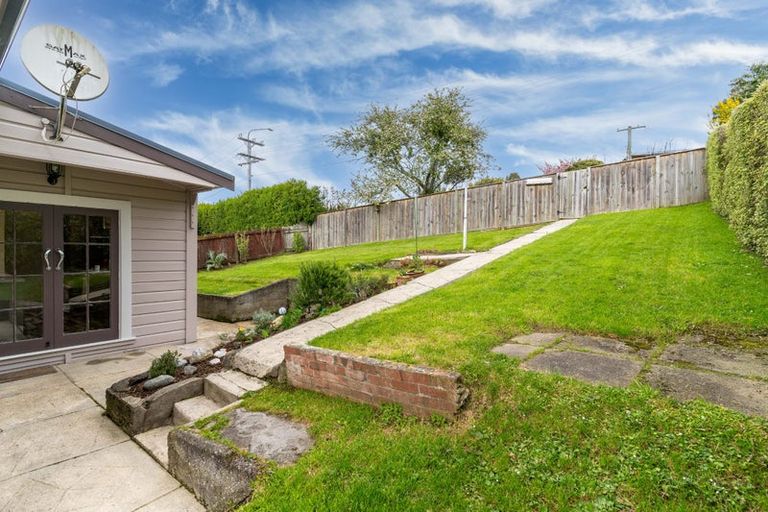 Photo of property in 15 Glenross Street, Glenross, Dunedin, 9011