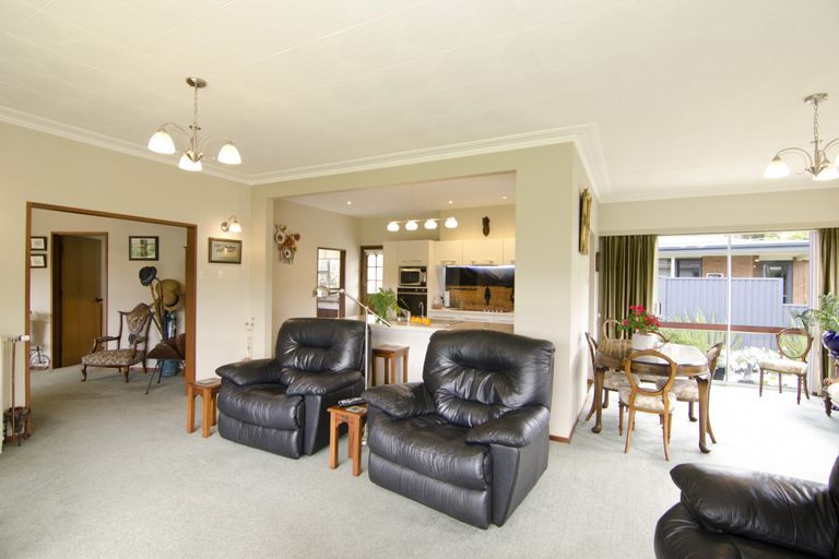 Photo of property in 2 Tweed Street, Roxburgh, 9500